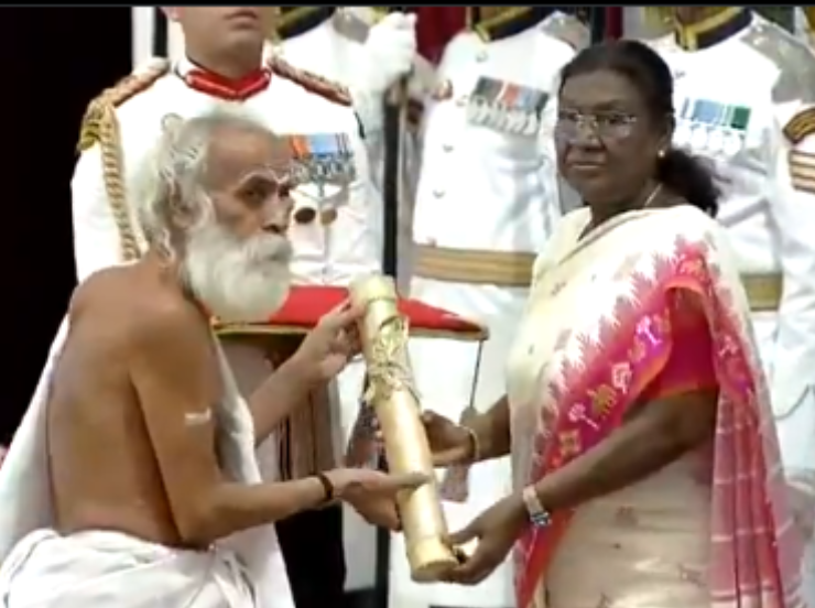 Ganeshwar Shastri Receives Padma Shri