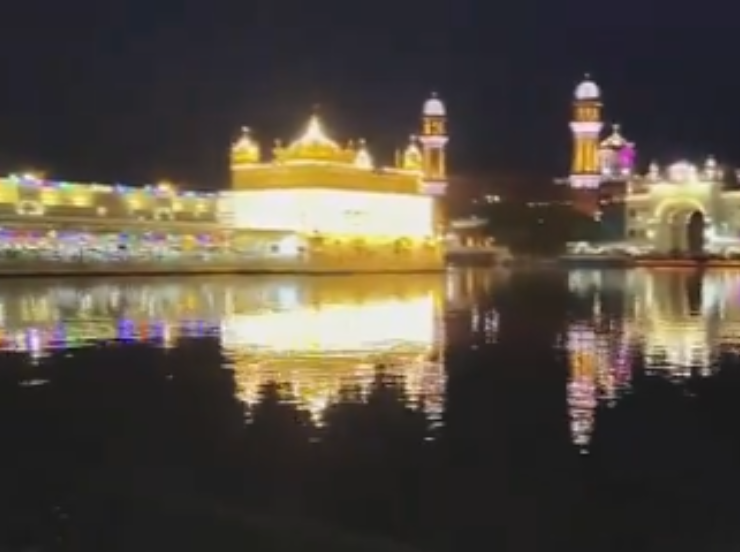 Golden Temple Illuminated With Diyas On Guru Angad Dev Ji’s Gurpurab