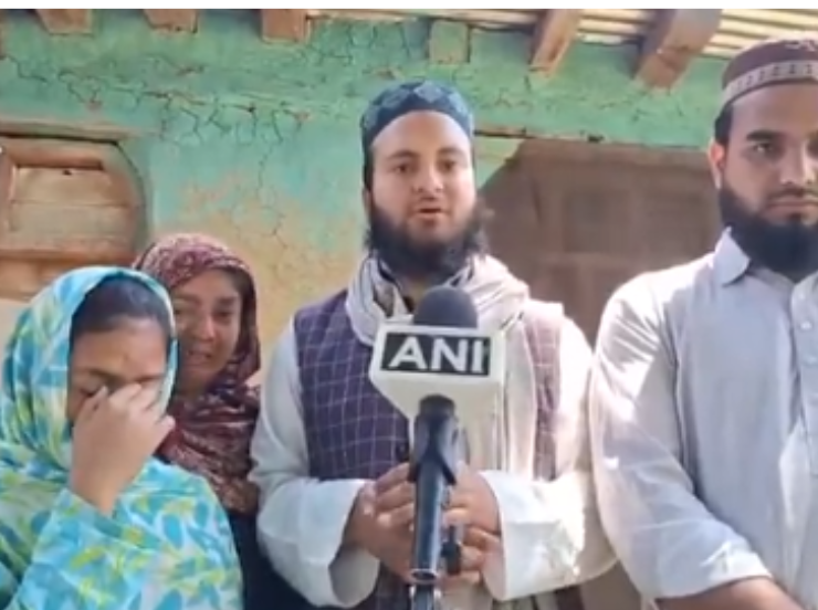 Pakistani Nationals Deported