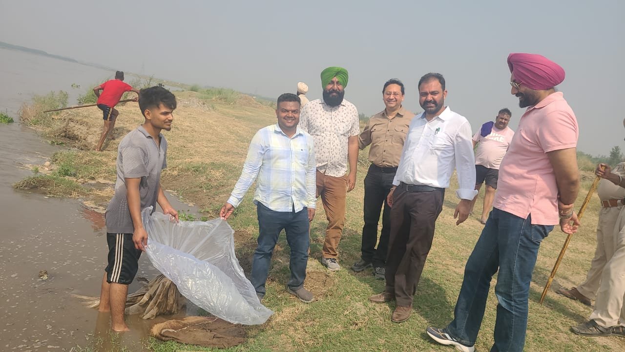 पंजाब अवैध शराब छापेमारी