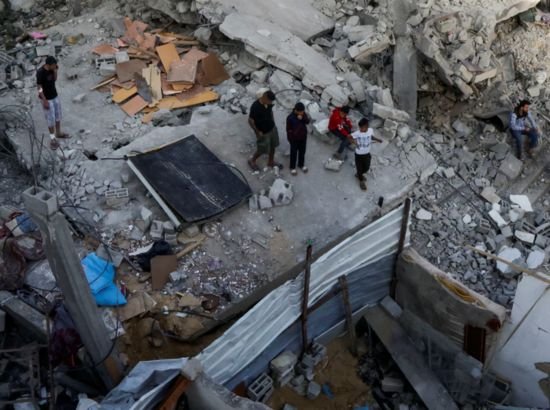 Israeli Airstrikes Kill Civilians