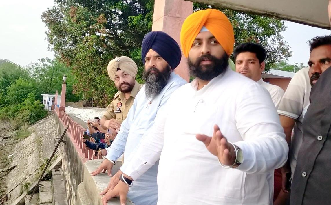 ਨੰਗਲ ਡੈਮ ਪਾਣੀ ਵਿਵਾਦ