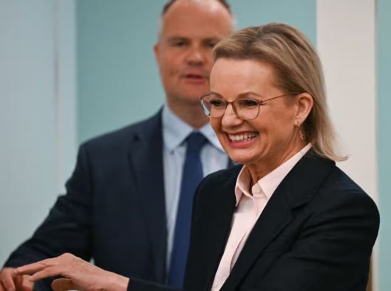 Coalition Climate Stance Reconsidered